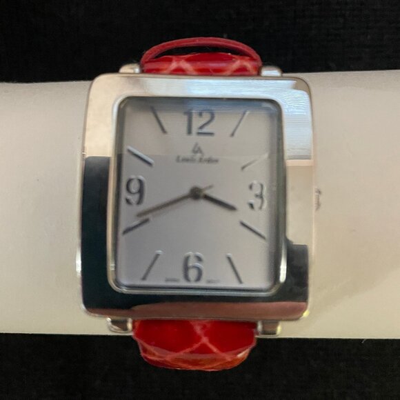 Louis Arden No LA6289 Japan Mov't Red Leather Strap New Battery 1" x 1" Face - Picture 1 of 11